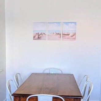 South Bunbury House | Charming Large Home: Modern Comfort and Convenience
