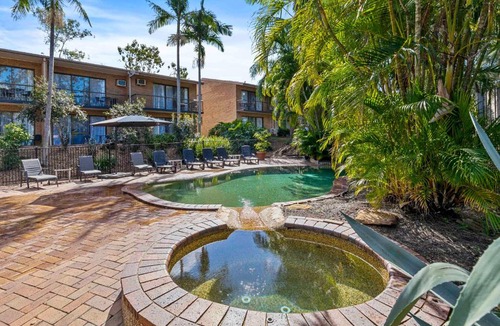 Mount Ommaney Hotel | Charming Suite Easy Access 2 CBD by Custom Bnb Hosting