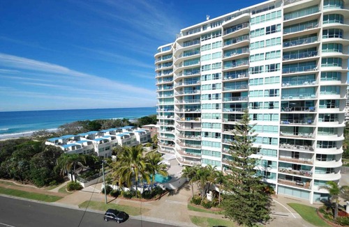 Maroochydore Apartment | Chateau Royale Beach Resort Maroochydore Sunshine Coast
