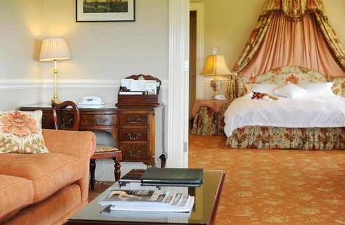 Yering Hotel | Chateau Yering