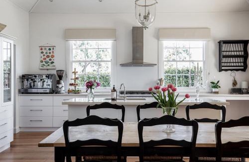Longford Villa | Chatsworth Tasmania