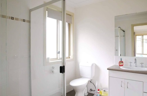 Upper Coomera House | Cheerful 4 bedroom house in Upper Coomera