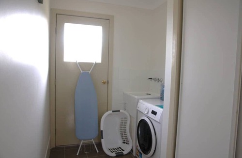 Upper Coomera House | Cheerful 4 bedroom house in Upper Coomera