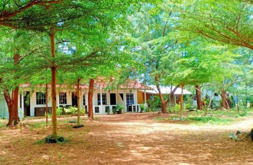 Kampung Kedawang Hotel | Chenang Indah Chalets
