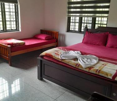 Anachal House | Cherry Blossom Munnar- 2 Bedroom Homestay
