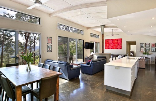 Wattamolla House | Cherrywood - A Modern Australian Bush Home