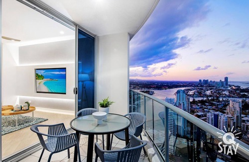 Surfers Paradise Apartment | Chevron – 3 Bed Executive Sub Penthouse Ocean