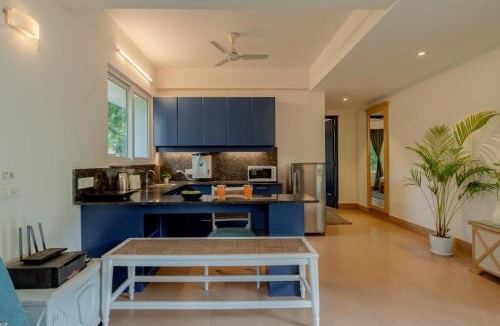 Calangute Apartment | Chic 1BHK Hideaway Balcony Bliss 10 Min Baga