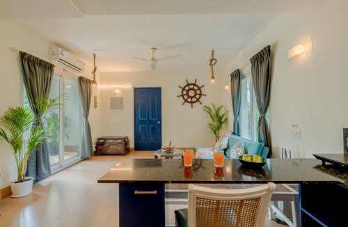Calangute Apartment | Chic 1BHK Hideaway Balcony Bliss 10 Min Baga
