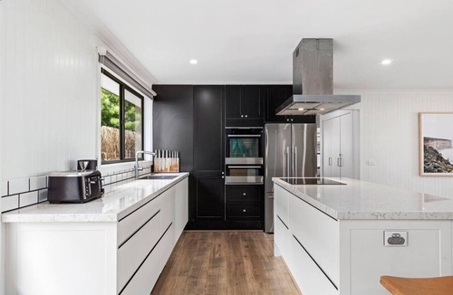 Anglesea House | Chic Coastal Living - Anglesea