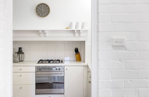 West Perth Apartment | Chic Semi-Detached 2-Bed Home with Outdoor Dining