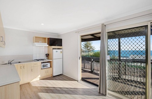 Christies Beach RV Rental | Christies Beach Tourist Park