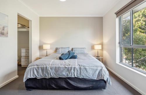Kilburn House | Churchill Condo