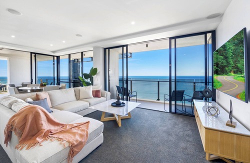 Surfers Paradise Apartment | Circle on Cavill Sub Penthouse Uninterrupted Ocean Views