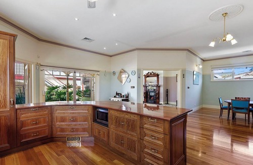 Yarrawonga House | Classic Federation House close to Town & Lake