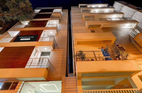 Marathahalli House | Classic with BalconyRoyal Avenue