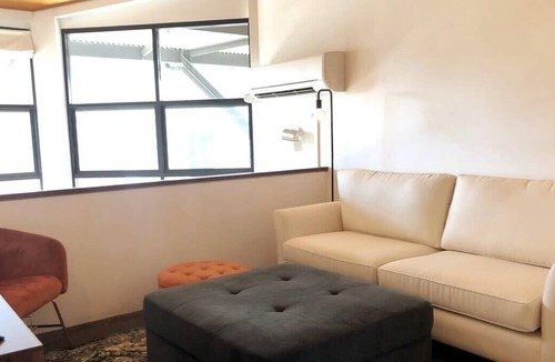 Bulimba Apartment | Classic Woolstore Apartment in Teneriffe