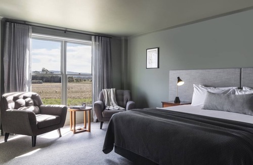 Lancefield Hotel | Cleveland Estate