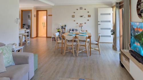 Sanctuary Point House | Clifton Cottage by Experience Jervis Bay