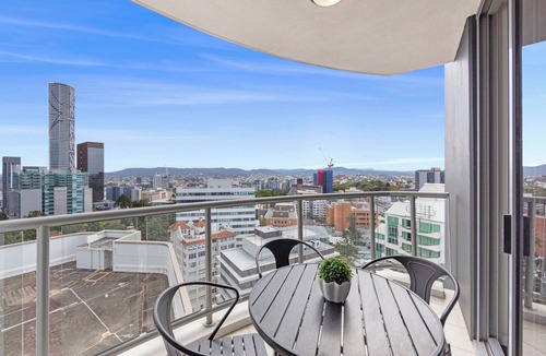 Brisbane Central Business District Apartment | CLLIX Brisbane Central Apartments