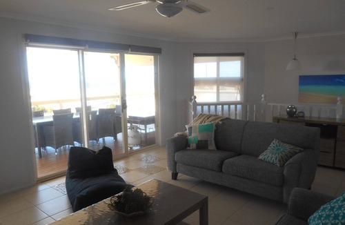 Muloowurtie House | Cluff Vew - Sea views!. Off Peak Special!