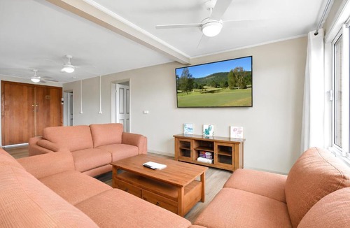 Cessnock Apartment | Coal d' Vine Chillout - Cessnock NSW