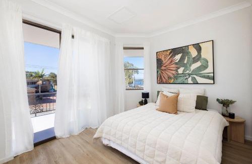 Lemon Tree Passage Apartment | Coastal Bliss