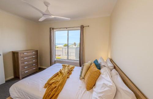 Kingscote House | Coastal Calm Kingscote - Kangaroo Island