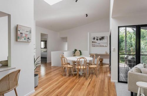 Mount Coolum House | Coastal Canopy - your doorstep to Mount Coolum