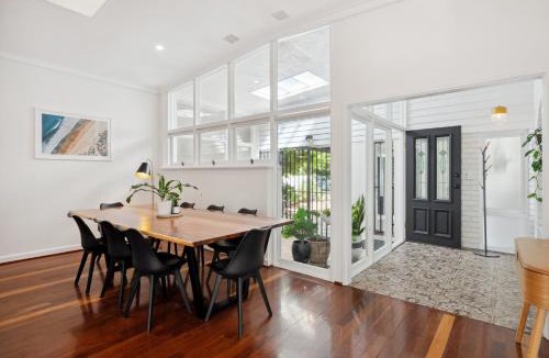 Scarborough House | Coastal Charm 2 Bedroom with Space to Move