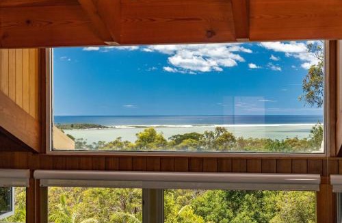 Smiths Lake House | Coastal Cove