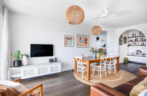 Vaucluse Apartment | Coastal Elegance Art Deco Charm w Harbour Views