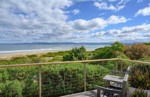 Coles Bay House | Coastal Escape ~ a sublime retreat!