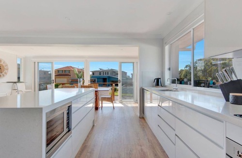 Mollymook Beach House | Coastal Haven - A Short Stroll to Mollymook Beach