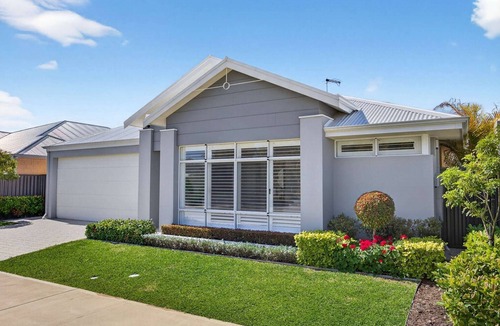 Madora Bay Apartment | Coastal Luxe 4-Bed House in Madora Bay