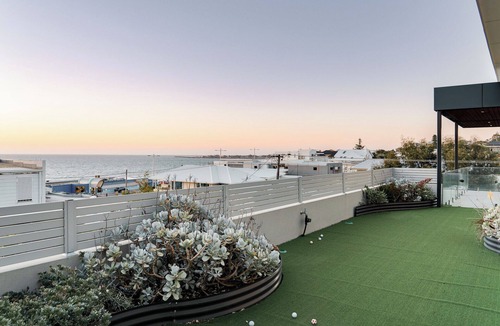 Marmion House | Coastal Luxury with Sunset Views