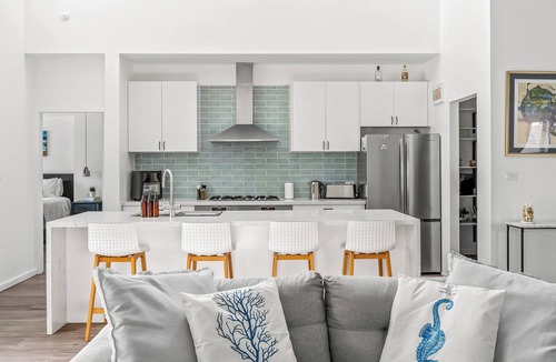 Shelly Beach House | "Coastal Solace" – Moments from Shelly Beach