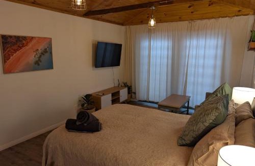Culburra Beach House | Coastal Studio - 10 min Walk to Surf & Sand