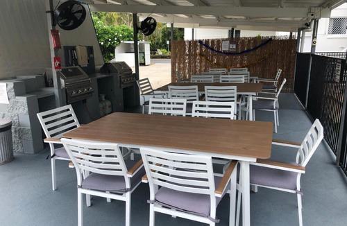 Trinity Beach Apartment | Cocos Holiday Apartments
