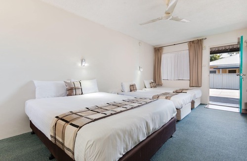 Coffs Harbour Hotel | Coffs Harbour Pacific Palms Motel