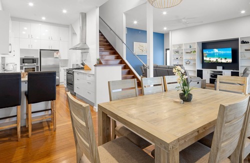 Coffs Harbour House | Coffs Jetty Beach House