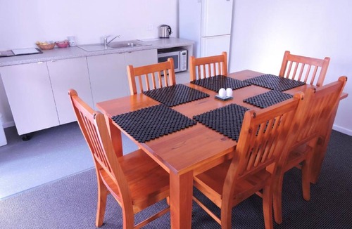 Coffs Harbour Hotel | Coffs Shearwater Motel