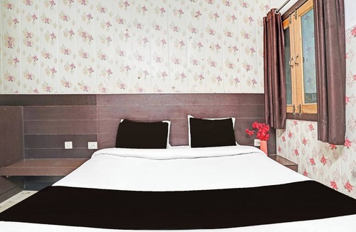 Bareilly Hotel | Collection O Prabhat Nagar Bareilly