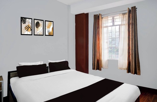 Shillong Hotel | Collection O SRS Residency