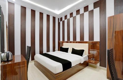 Allahabad Hotel | Collection O Subedarganj Railway Station Road Formerly Jacob