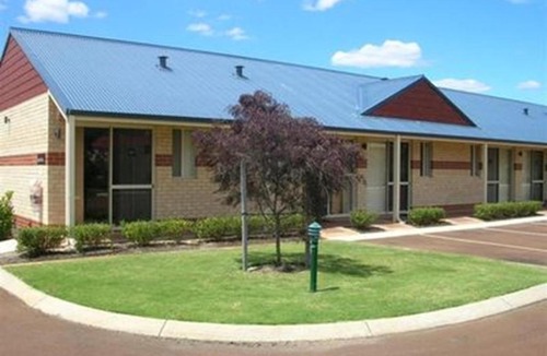 Collie Hotel | Collie Ridge Resort