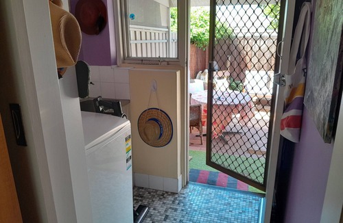 Payneham House | Colour Pop Cottage - A vibrant courtyard retreat perfect for long stays