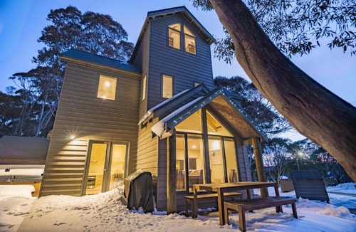 Dinner Plain Ski Chalet | Come by Chance
