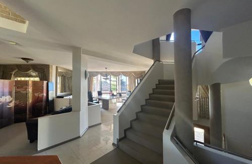 Kardinya House | Comfort Home For You 201