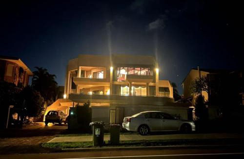 Kardinya House | Comfort Home For You 203